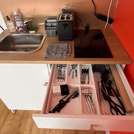 Adorable Studio Equipe Plein Centre Proche Foch 리옹 외부 사진